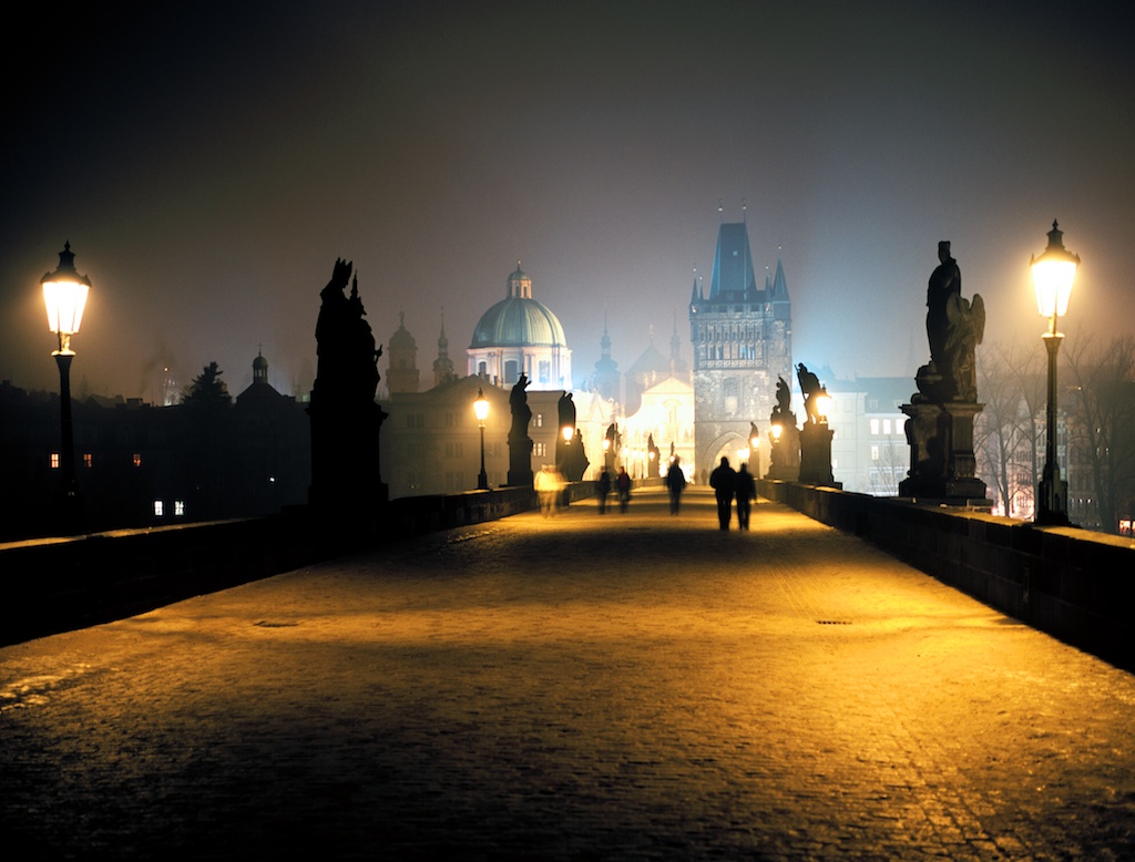 Charles Bridge, Night